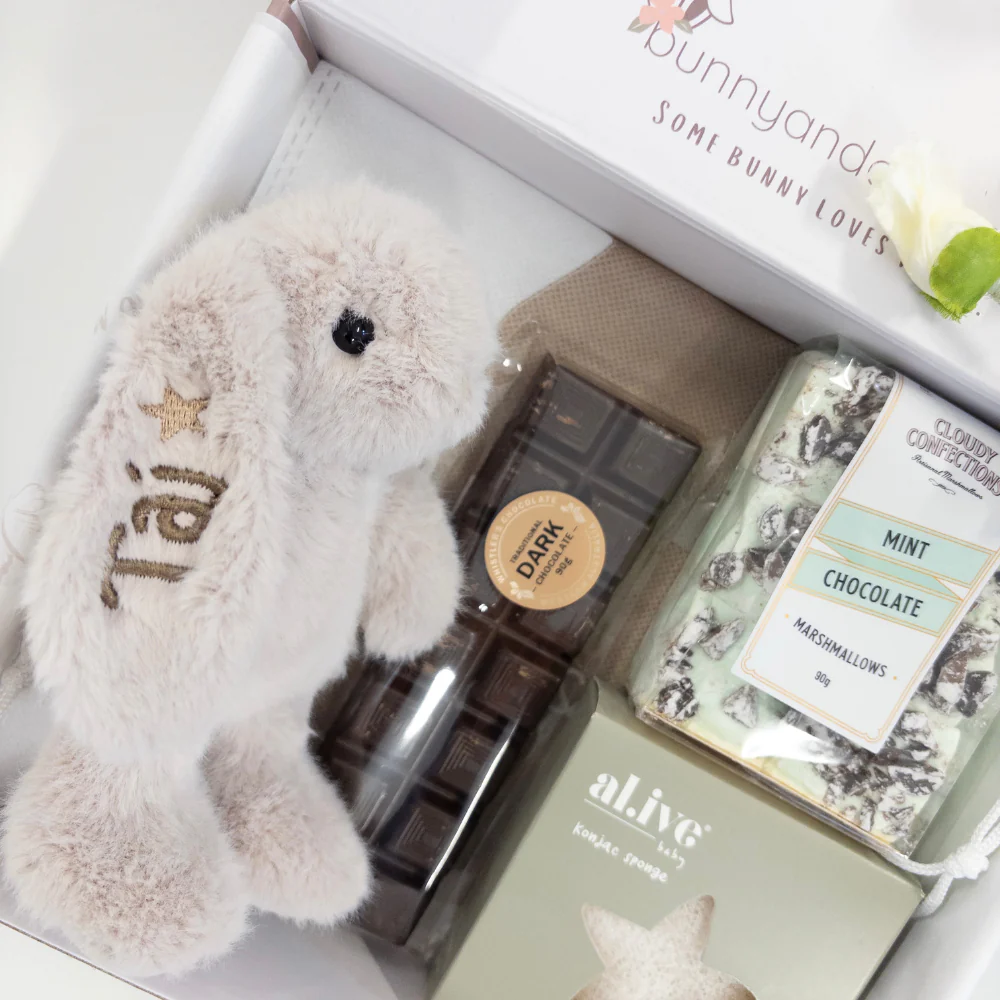 Mama & Bunny Treat Box - Beige - Image 2