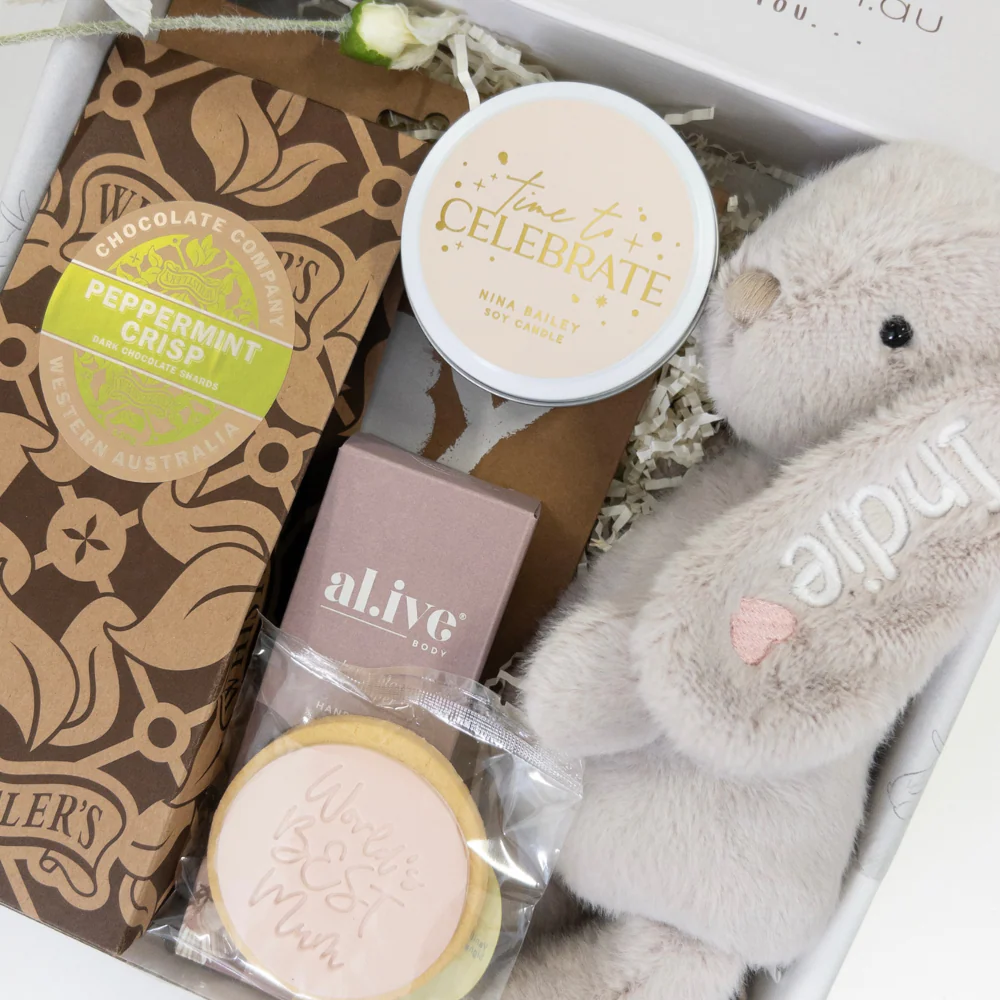 Mum & Bub Hamper - Beige Snuggle Bunnies - Image 3