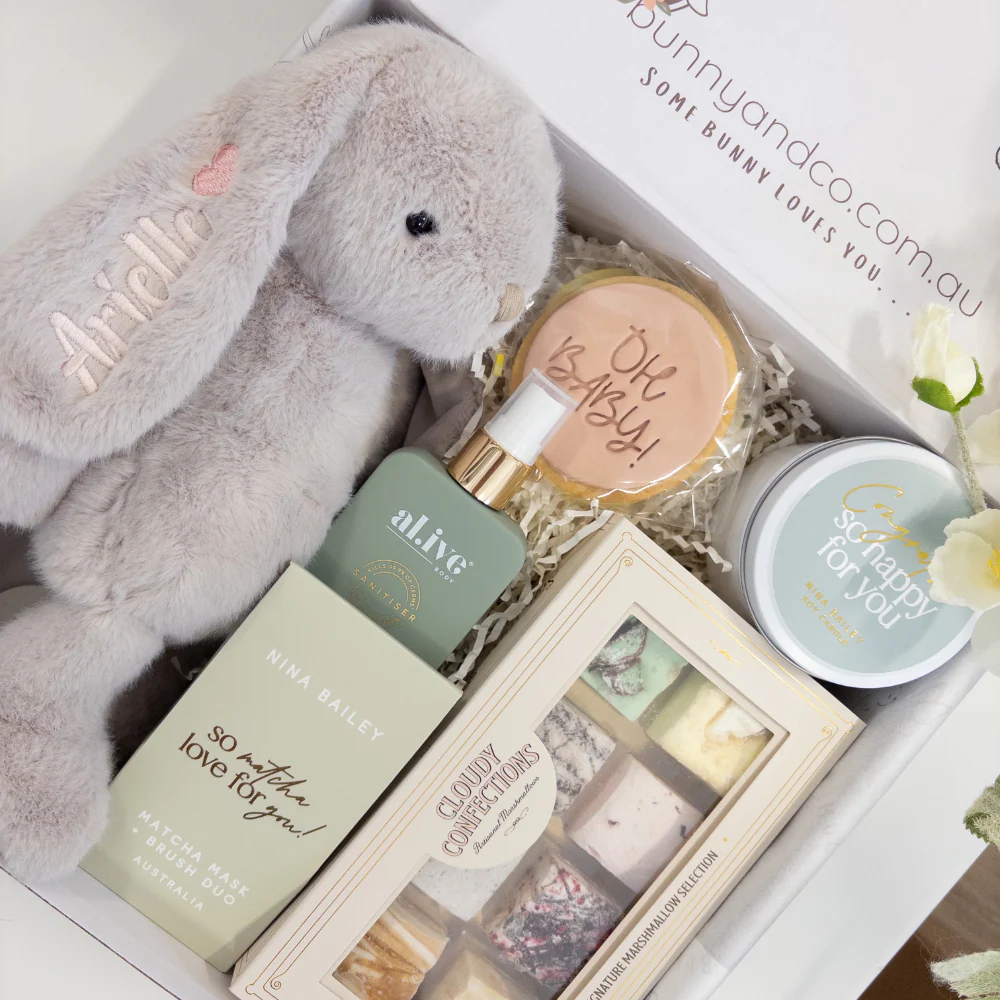 Mum & Bub Newborn Gift Set - Beige - Image 2