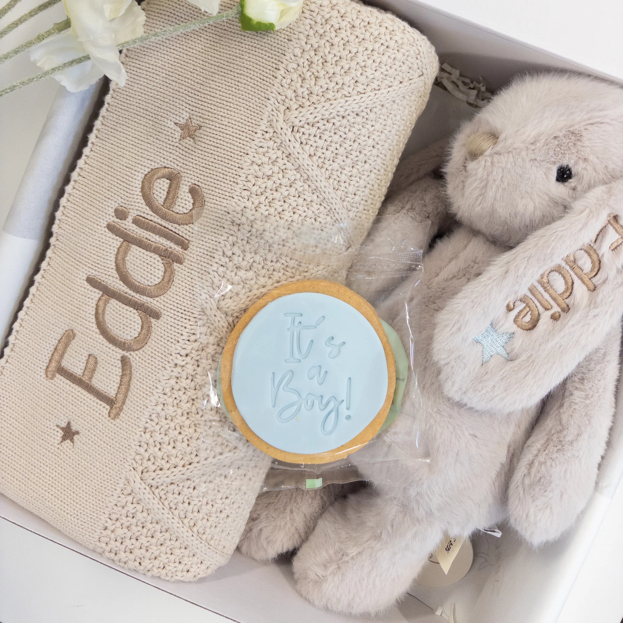 SAME-DAY Beige Bunny & Oatmeal Diamond Knit Blanket Baby Hamper - Image 3