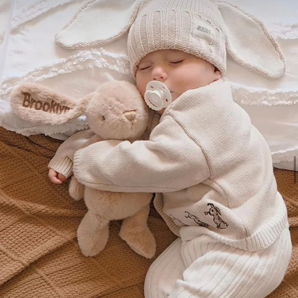 SAME-DAY Personalised Diamond Knit Blanket & Bunny Gift Box - Caramel - Image 3