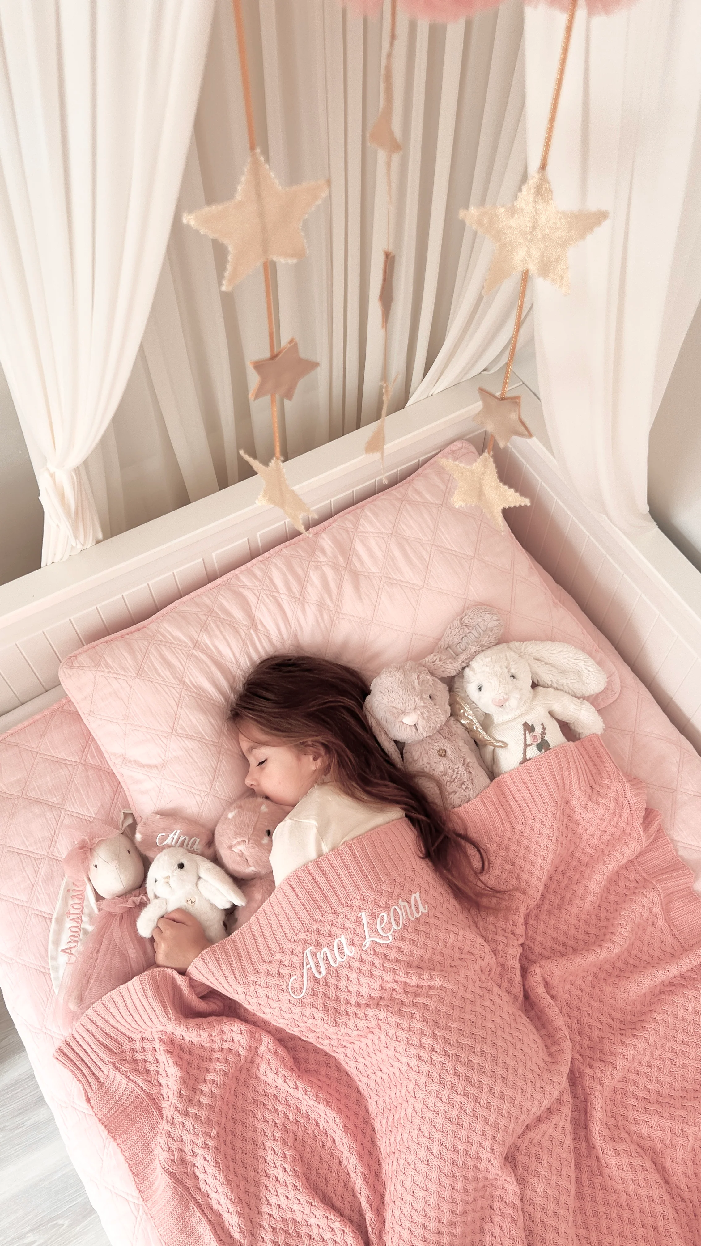 Snuggle Hunny - Personalised Knit Blanket | Rosa - Image 3