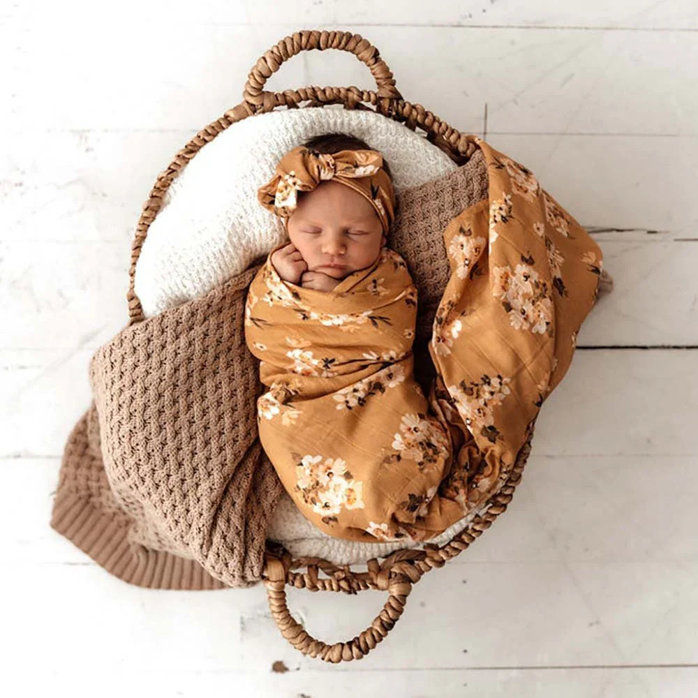 Snuggle Hunny Topknot - Golden Flower - Image 3